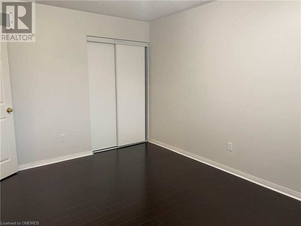 2417 Edgerose LaneOakville (1019 - Wm Westmount), Ontario  L6M 4X5 - Photo 19 - W10407362