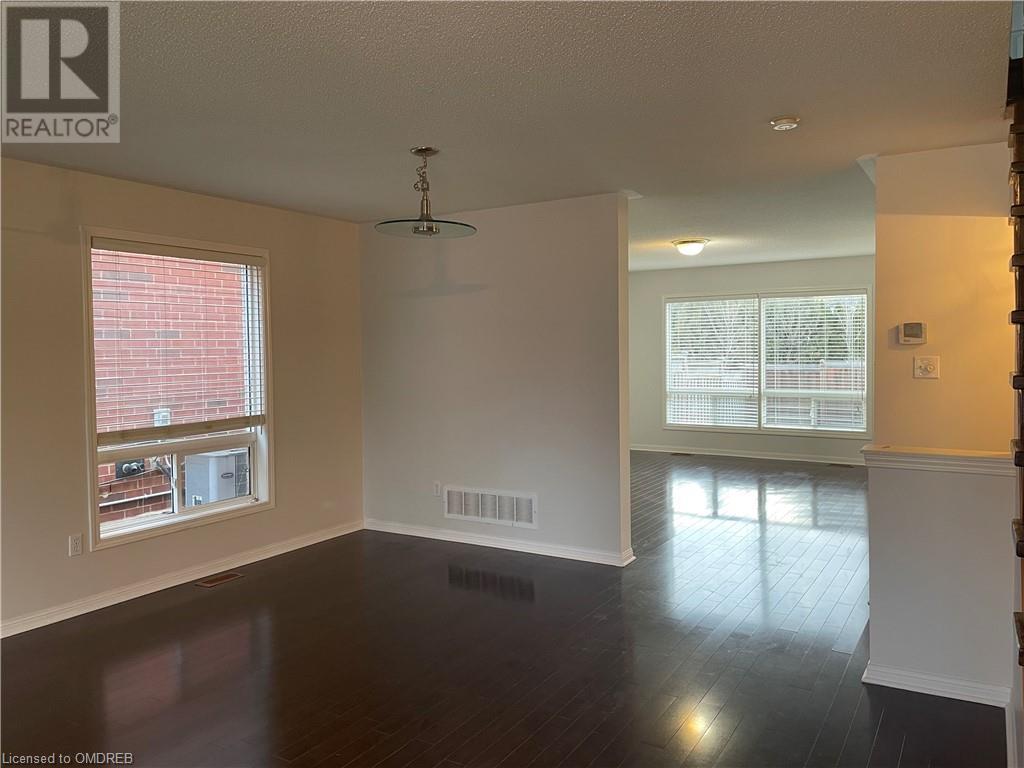 2417 Edgerose LaneOakville (1019 - Wm Westmount), Ontario  L6M 4X5 - Photo 3 - W10407362