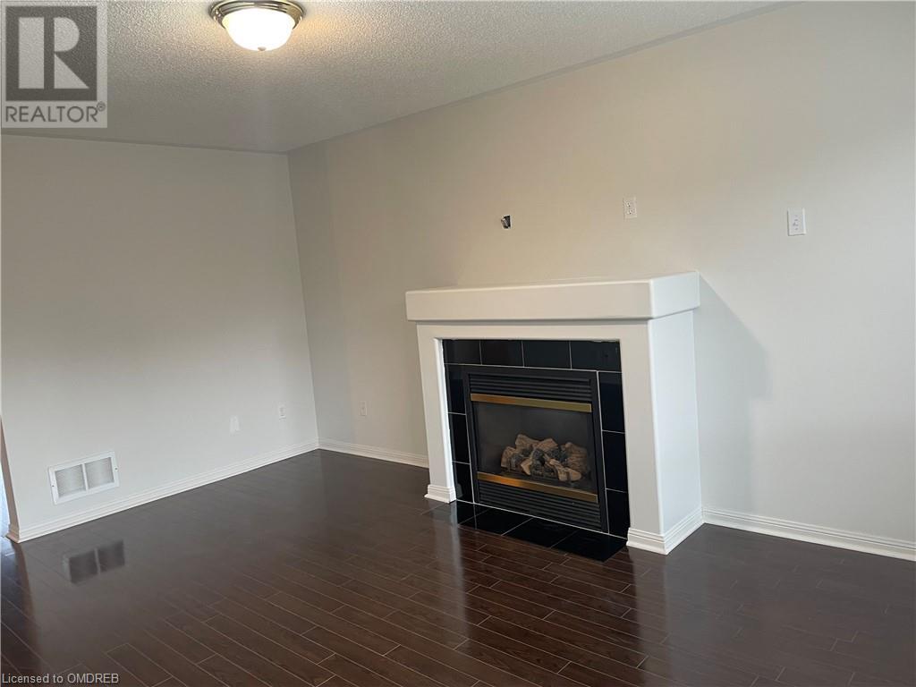 2417 Edgerose LaneOakville (1019 - Wm Westmount), Ontario  L6M 4X5 - Photo 7 - W10407362