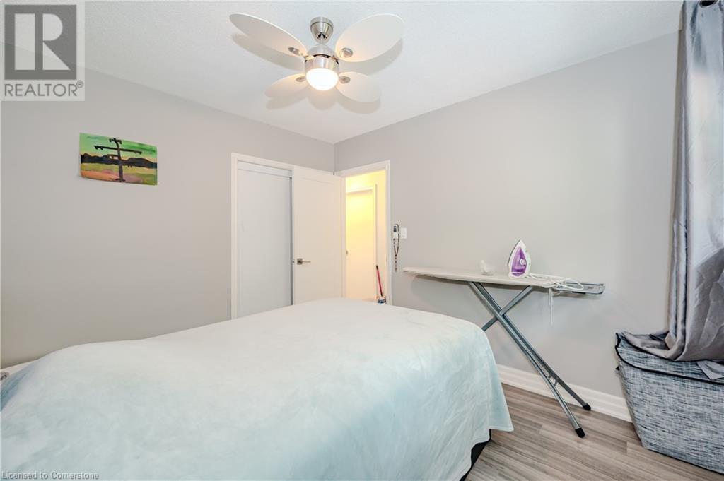 58 Mildred Avenue, St. Catharines, Ontario  L2R 6J3 - Photo 12 - XH4199320