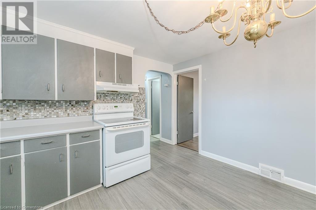 58 Mildred Avenue, St. Catharines, Ontario  L2R 6J3 - Photo 25 - XH4199320