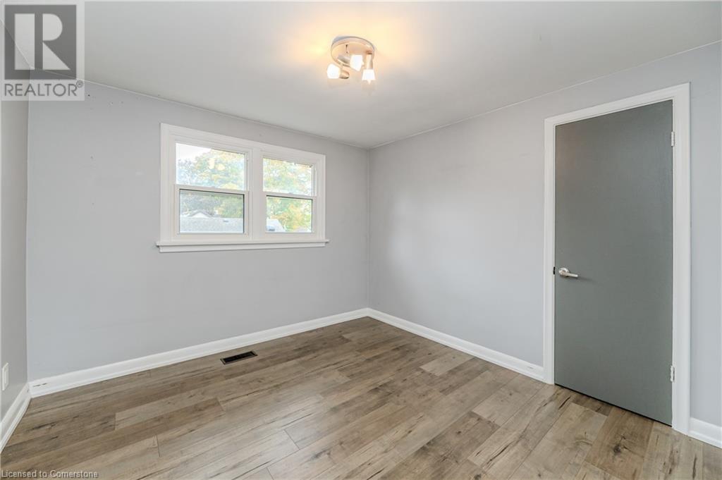 58 Mildred Avenue, St. Catharines, Ontario  L2R 6J3 - Photo 18 - XH4199320