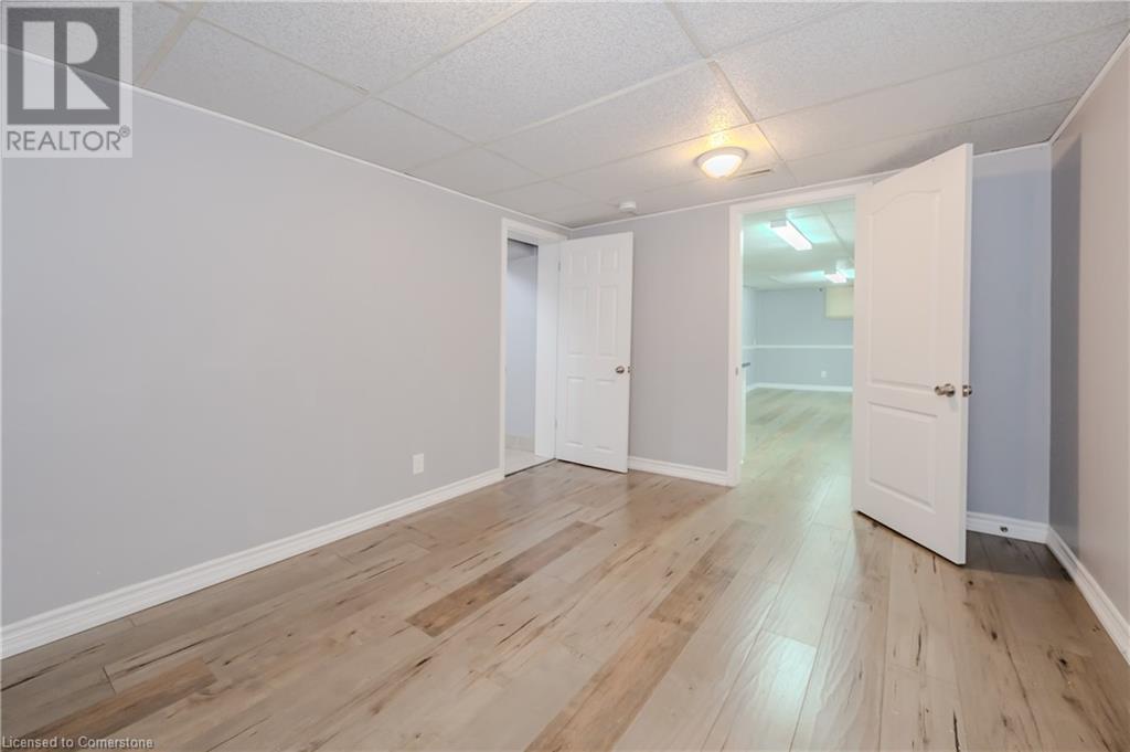 58 Mildred Avenue, St. Catharines, Ontario  L2R 6J3 - Photo 37 - XH4199320