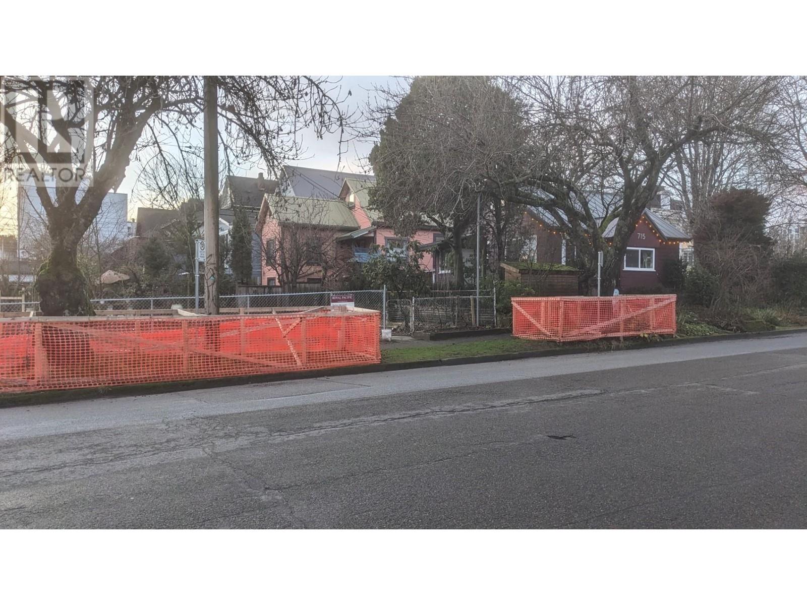 739 VERNON DRIVE, vancouver, British Columbia V6A3P1