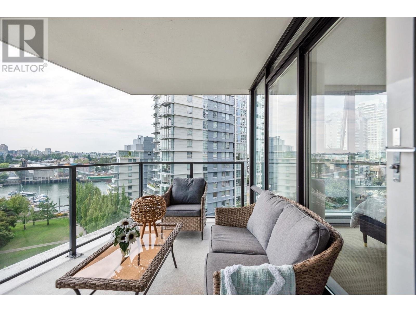 Listing Picture 11 of 40 : 1003 583 BEACH CRESCENT, Vancouver / 溫哥華 - 魯藝地產 Yvonne Lu Group - MLS Medallion Club Member