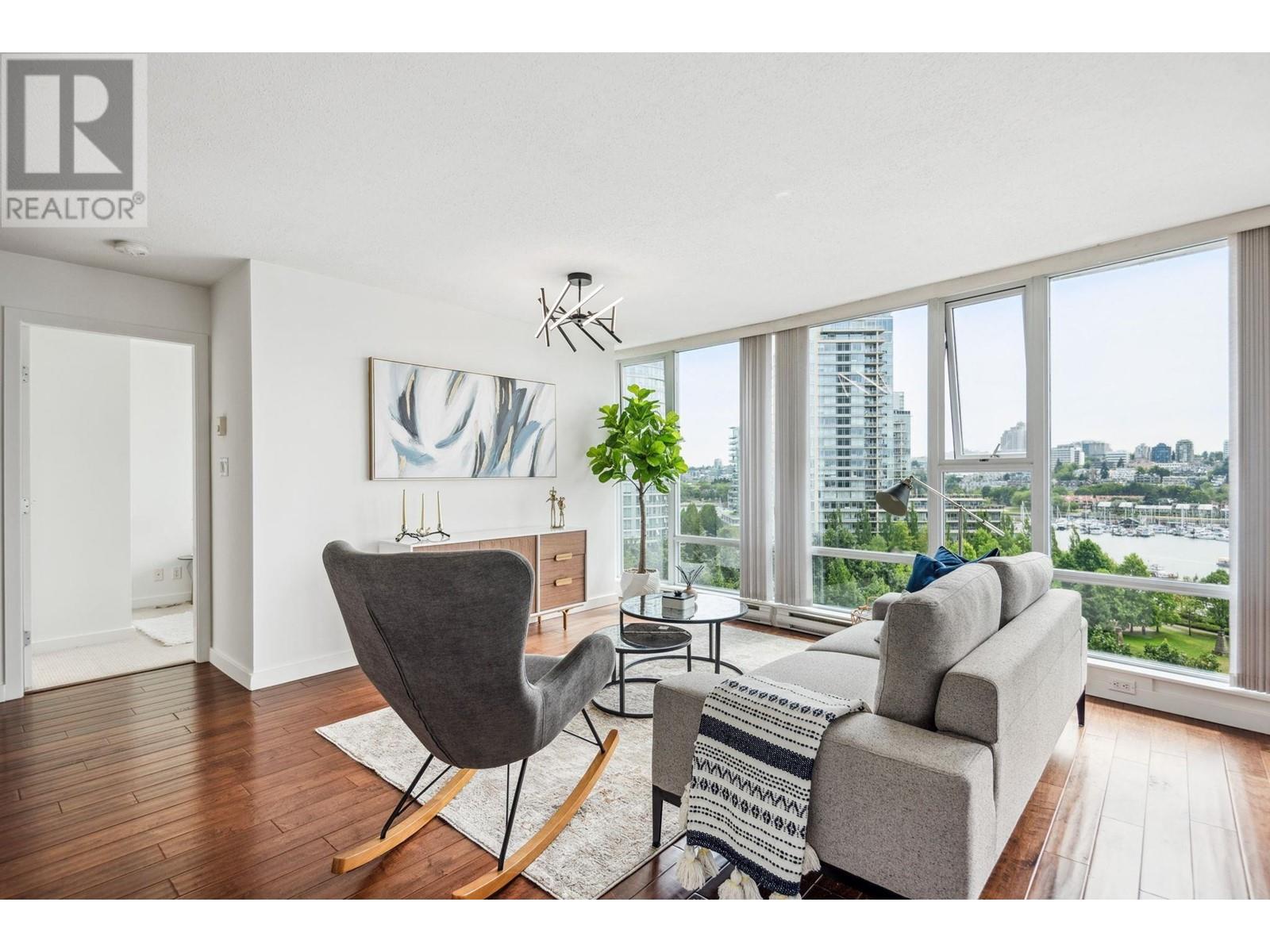 Listing Picture 13 of 40 : 1003 583 BEACH CRESCENT, Vancouver / 溫哥華 - 魯藝地產 Yvonne Lu Group - MLS Medallion Club Member