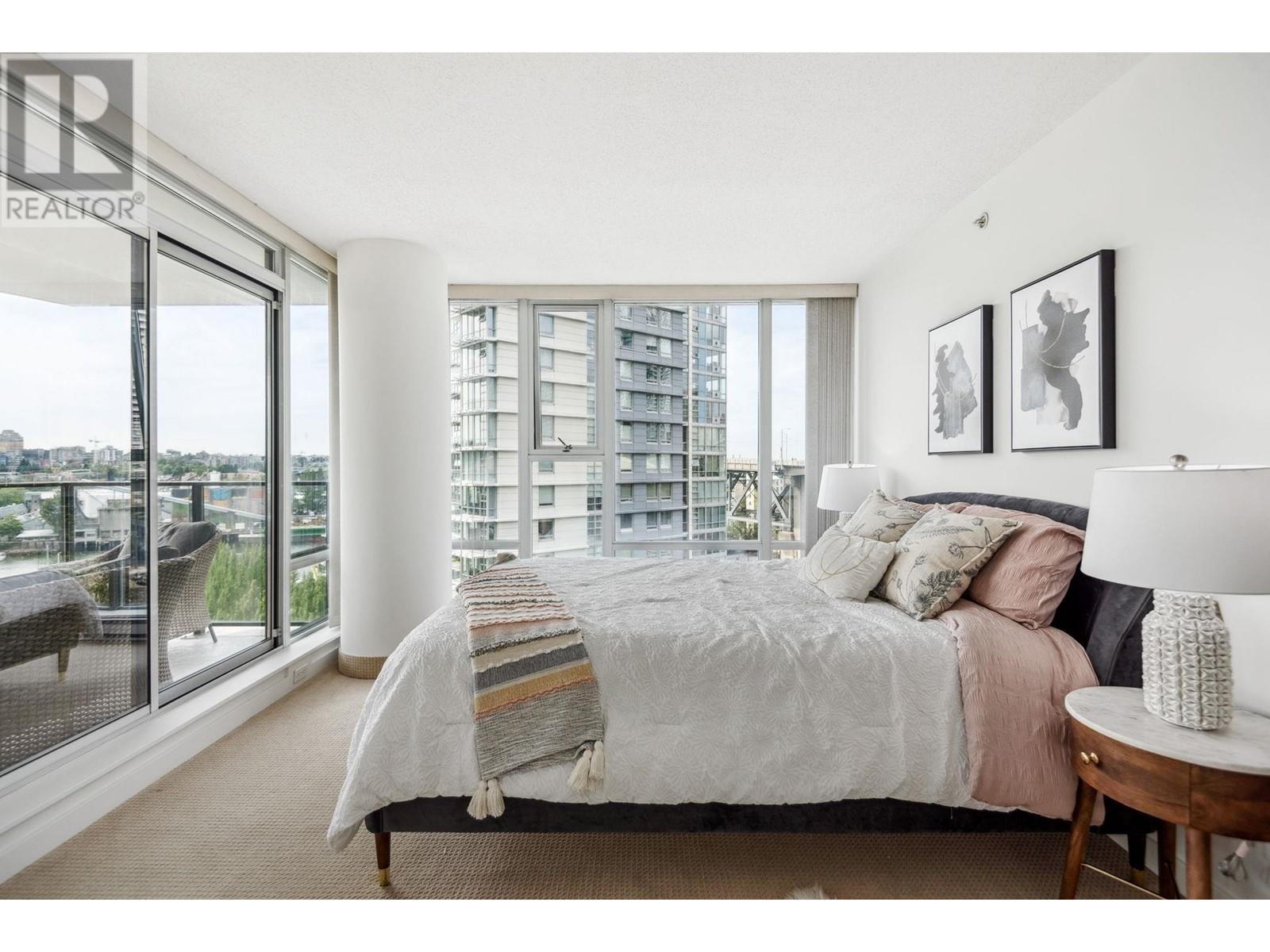 Listing Picture 23 of 40 : 1003 583 BEACH CRESCENT, Vancouver / 溫哥華 - 魯藝地產 Yvonne Lu Group - MLS Medallion Club Member