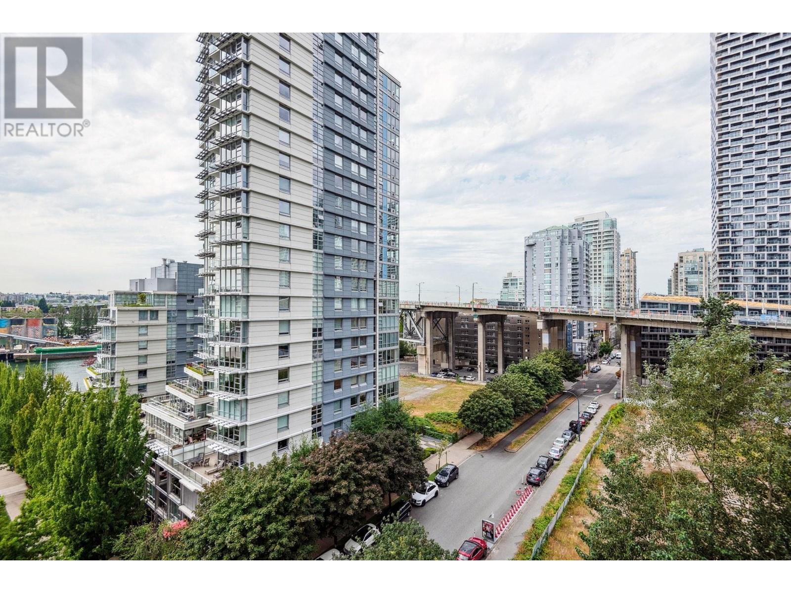 Listing Picture 33 of 40 : 1003 583 BEACH CRESCENT, Vancouver / 溫哥華 - 魯藝地產 Yvonne Lu Group - MLS Medallion Club Member