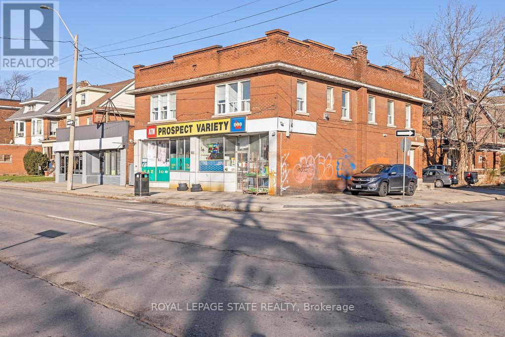 1 - 132 PROSPECT STREET S, Hamilton, Ontario