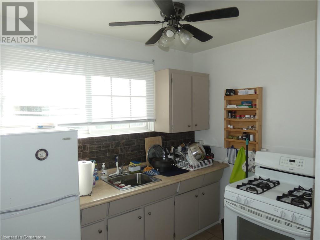 304 Niagara Street, Welland, Ontario  L3C 1K6 - Photo 22 - 40654937