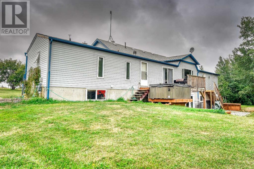 244062 Range Road 251, Rural Wheatland County, Alberta  T1P 0P1 - Photo 5 - A2159745