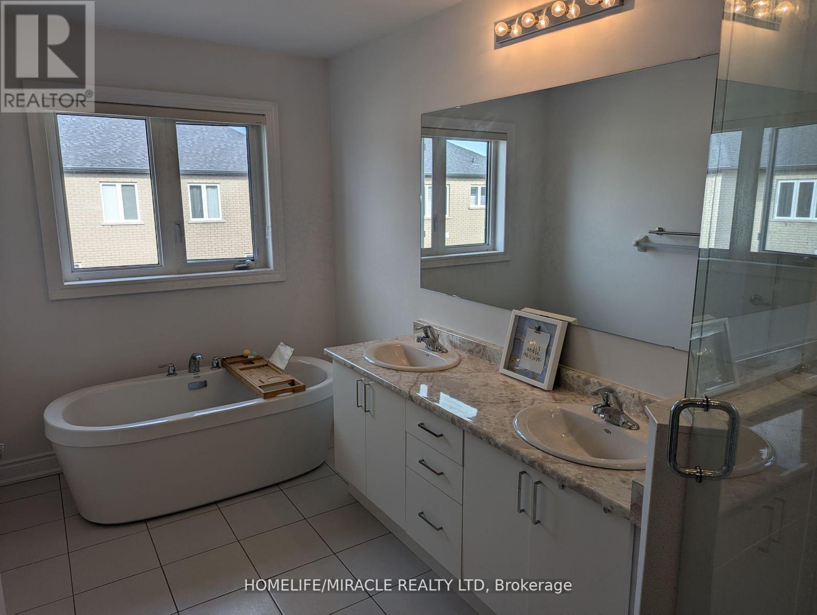 7 Lisa Street, Wasaga Beach, Ontario  L9Z 0K9 - Photo 12 - S10404612