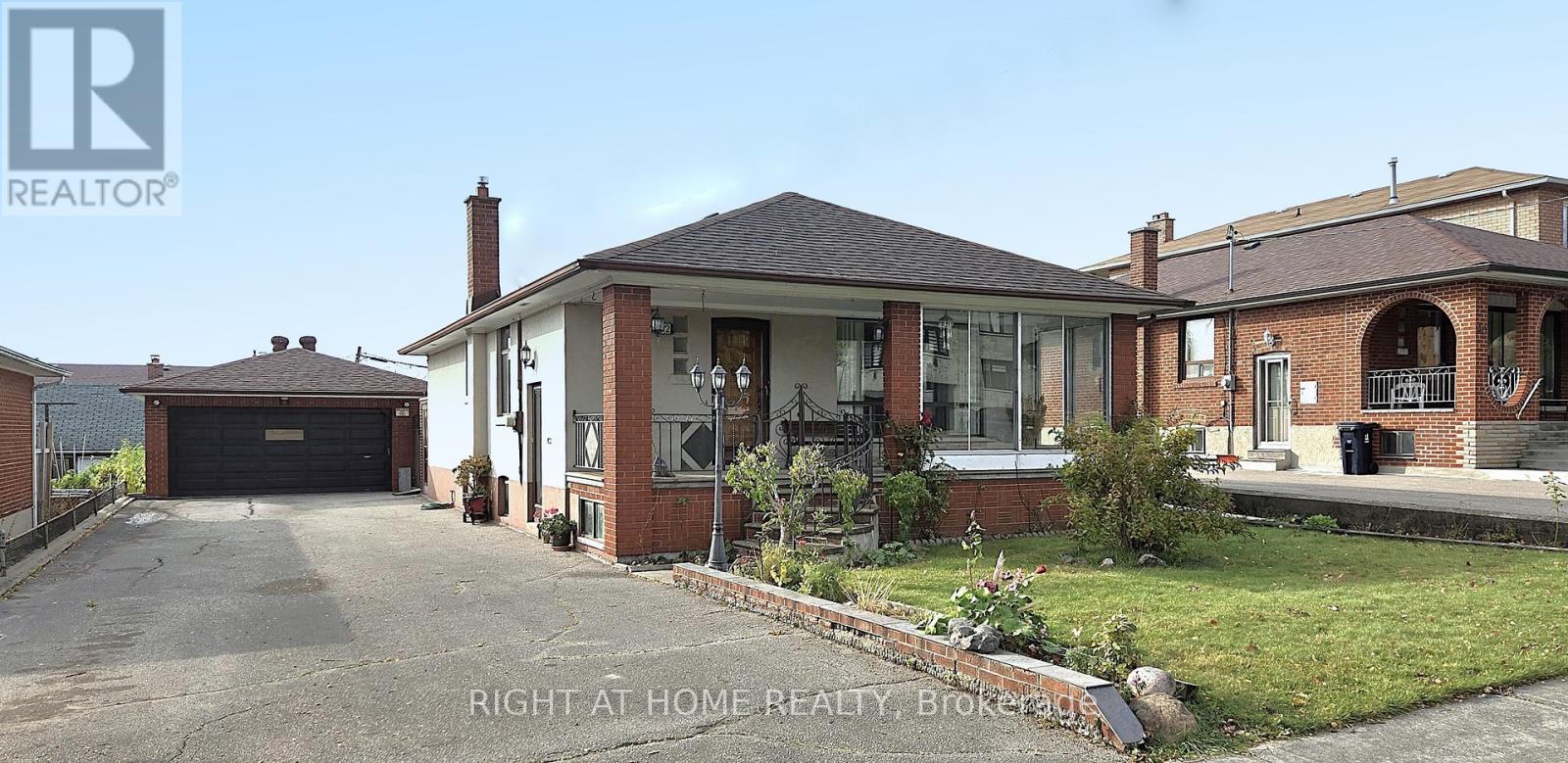 42 Montana Avenue, Toronto, Ontario  M3M 1B6 - Photo 1 - W10402647