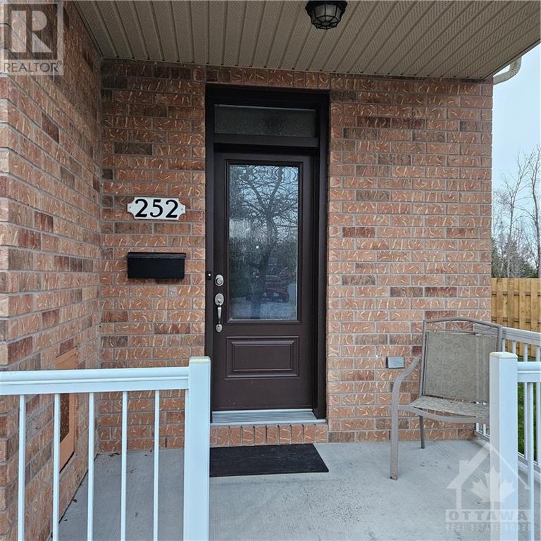 252 Parkrose Private, Ottawa, Ontario  K4A 0N8 - Photo 2 - 1418990