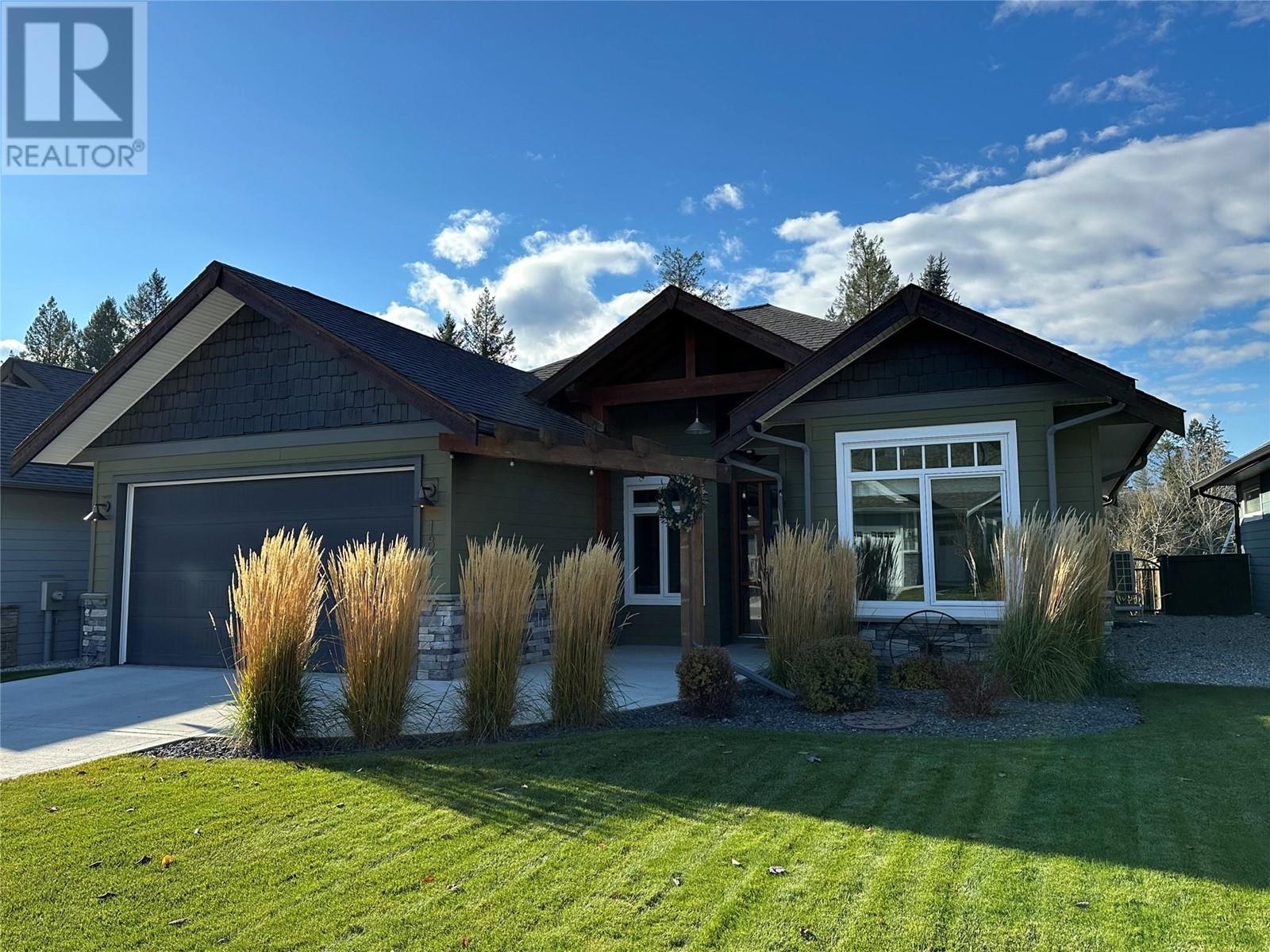 1881 FOXWOOD Trail, windermere, British Columbia