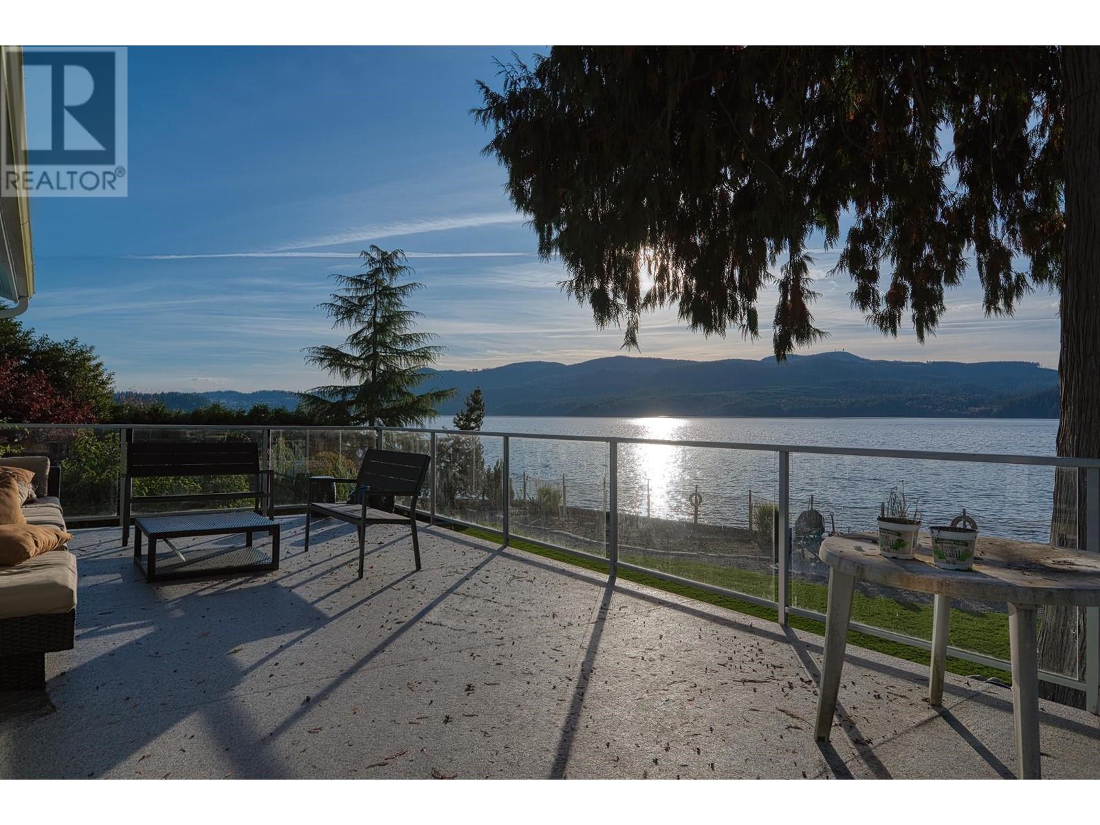 7629 Sechelt Inlet Road, Sechelt, British Columbia  V7Z 0C5 - Photo 12 - R2941244