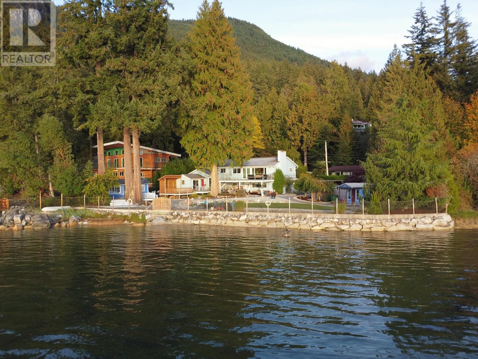 7629 Sechelt Inlet Road, Sechelt, British Columbia  V7Z 0C5 - Photo 4 - R2941244