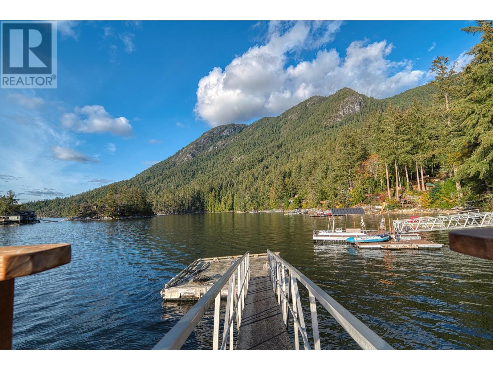 7629 Sechelt Inlet Road, Sechelt, British Columbia  V7Z 0C5 - Photo 5 - R2941244