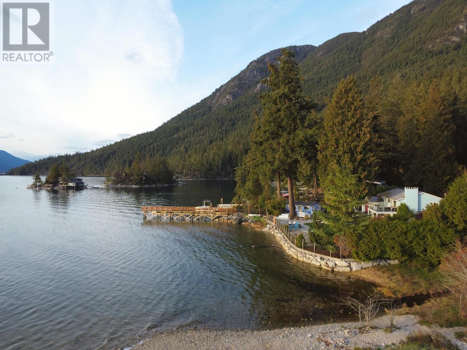 7629 Sechelt Inlet Road, Sechelt, British Columbia  V7Z 0C5 - Photo 9 - R2941244