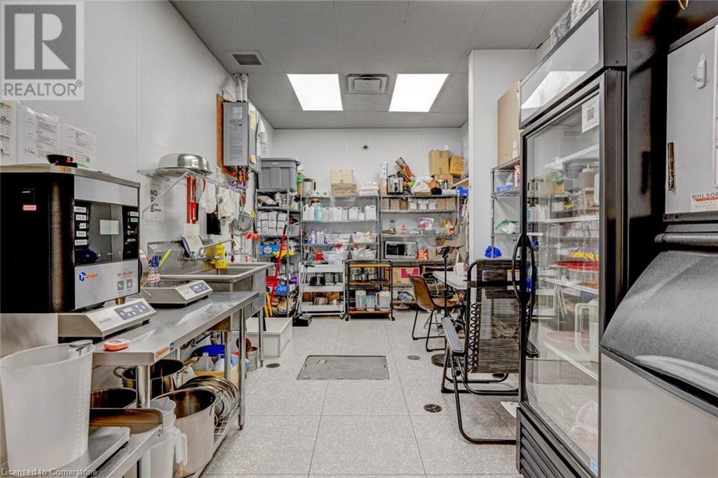 300 Fourth Avenue Unit# 7, St. Catharines, Ontario  L2R 6P9 - Photo 13 - 40672741