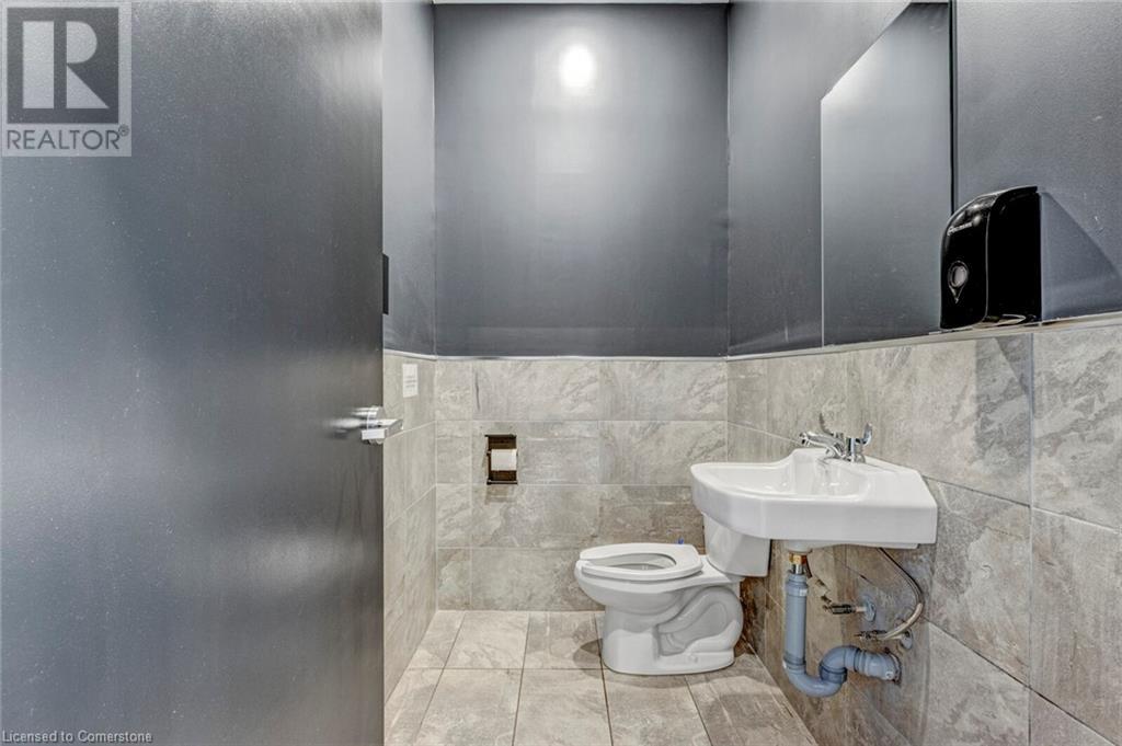 300 Fourth Avenue Unit# 7, St. Catharines, Ontario  L2R 6P9 - Photo 15 - 40672741