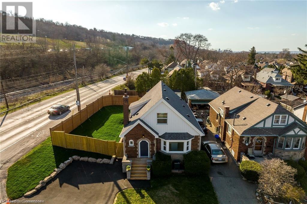 316 Houghton Avenue S, Hamilton, Ontario  L9K 2N3 - Photo 3 - 40672745