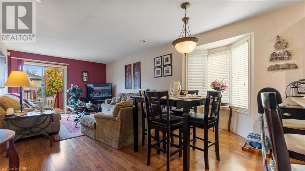 594 Grey Street, Brantford, Ontario  N3S 4Y1 - Photo 5 - 40671979