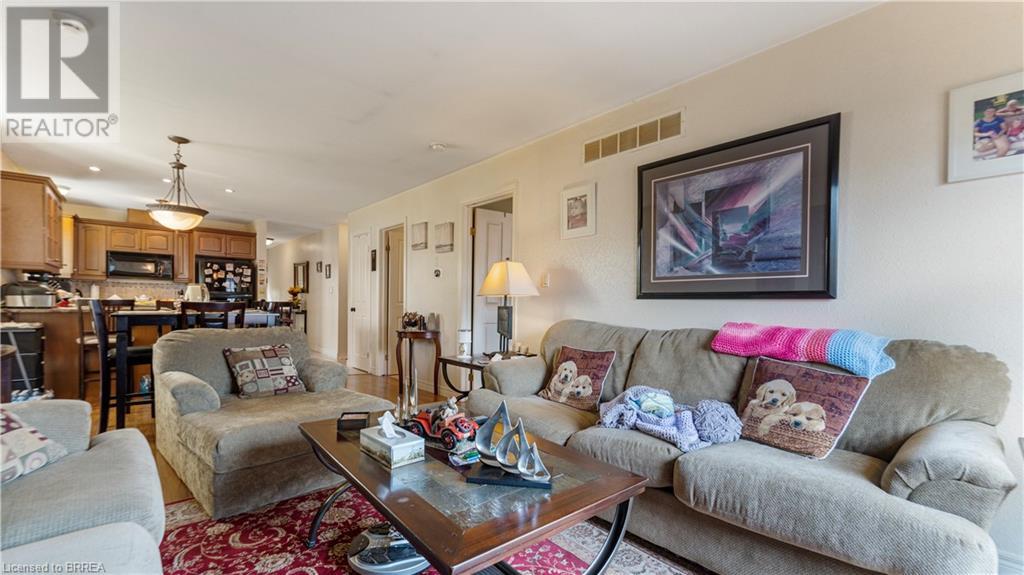 594 Grey Street, Brantford, Ontario  N3S 4Y1 - Photo 6 - 40671979