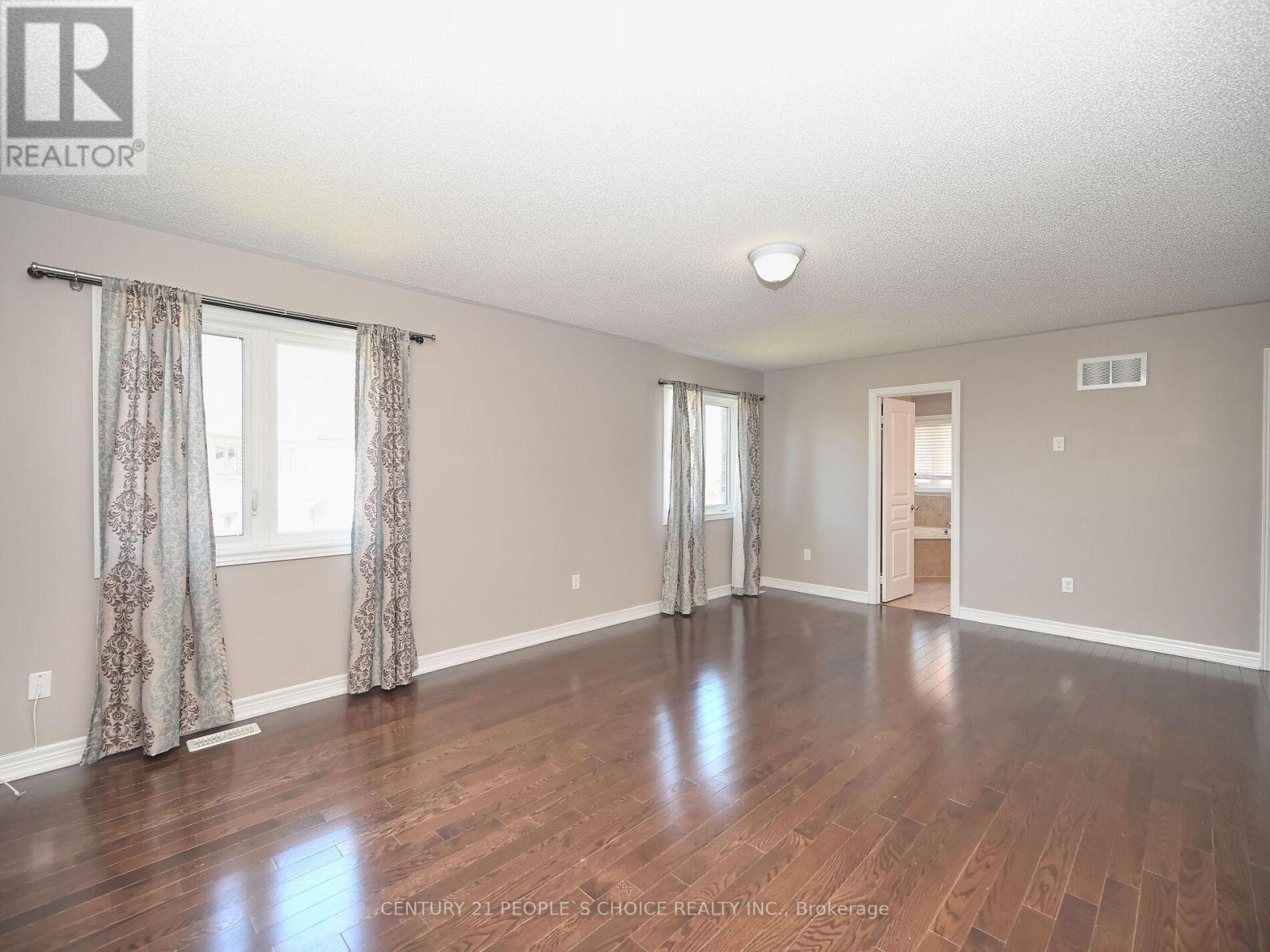 44 Gardenbrooke Trail, Brampton, Ontario  L6P 3J3 - Photo 21 - W10404918