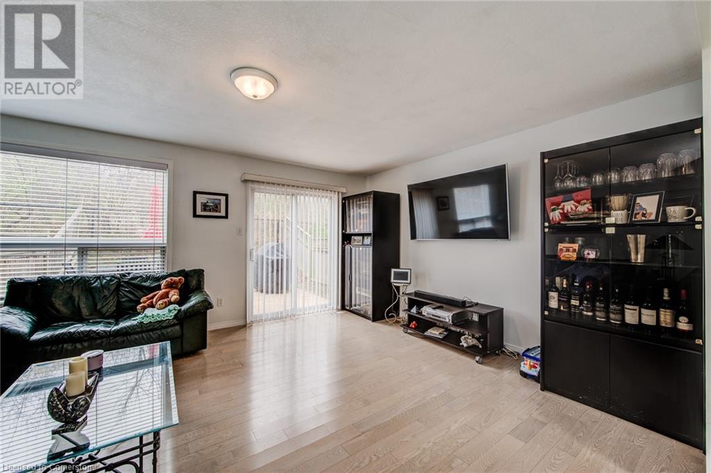 45 Critcher Avenue, Cambridge, Ontario  N1T 2C5 - Photo 14 - 40672817