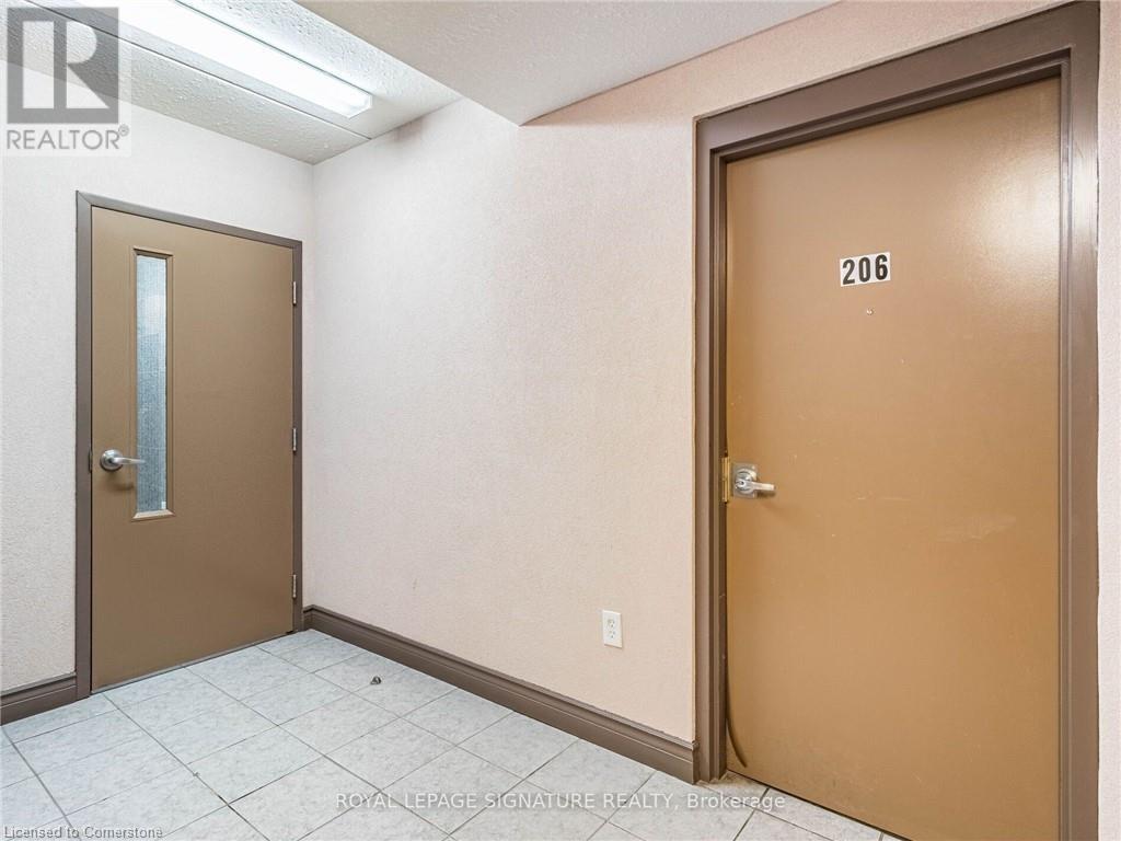251 Lester Street Unit# 206, Waterloo, Ontario  N2L 3W6 - Photo 4 - 40672831