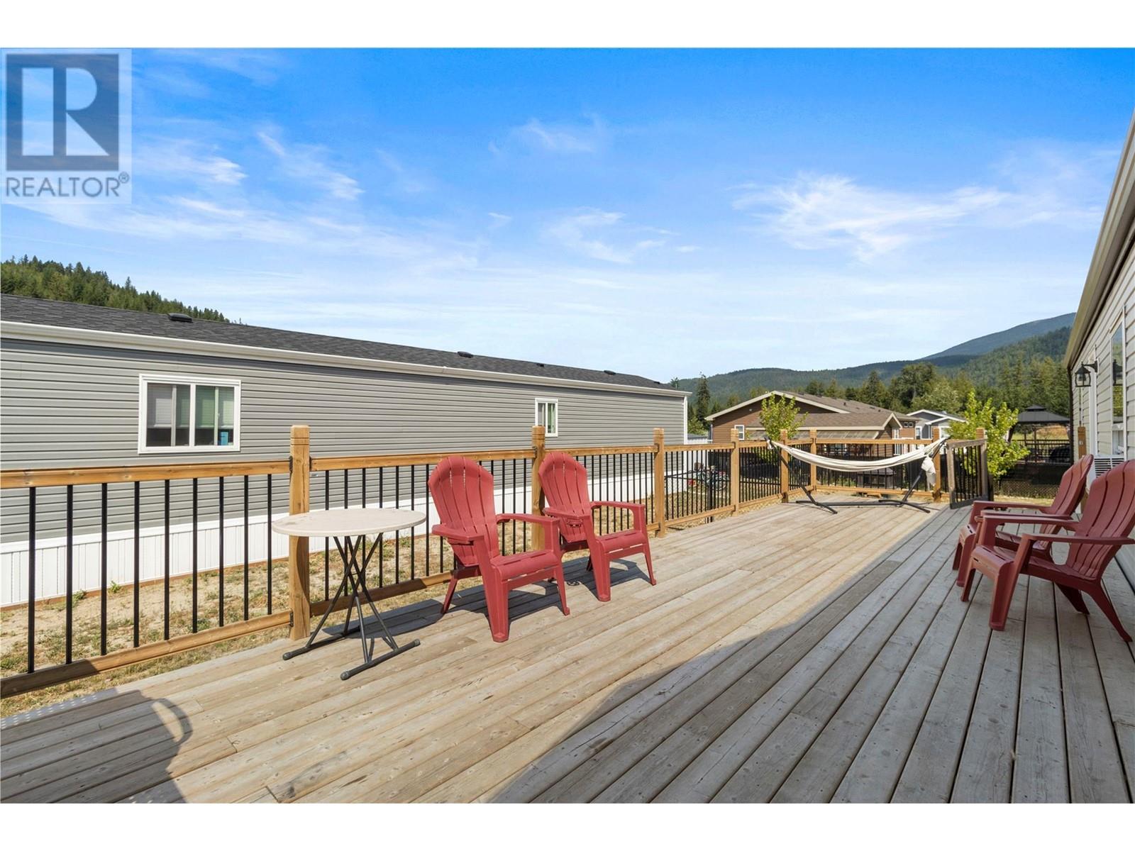 1705 Hillier Road E Unit# 2 Sicamous