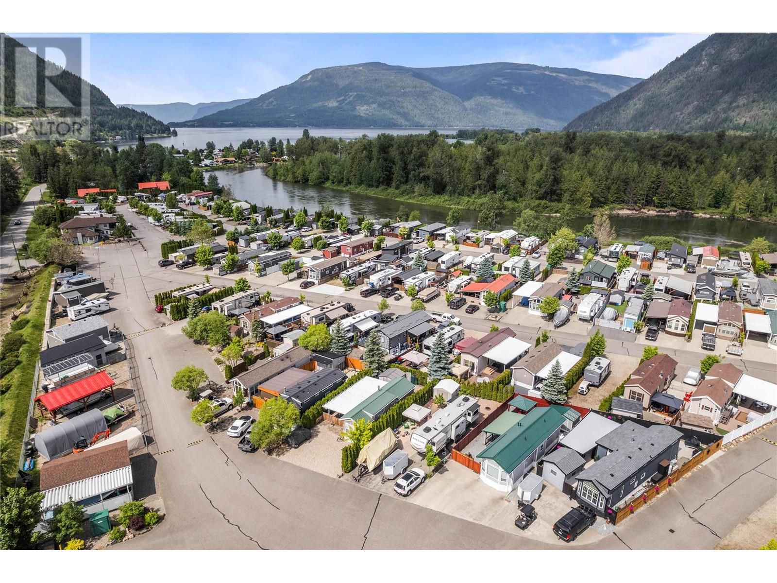 1383 Silver Sands Road Unit# 126 Lot# 126 Sicamous