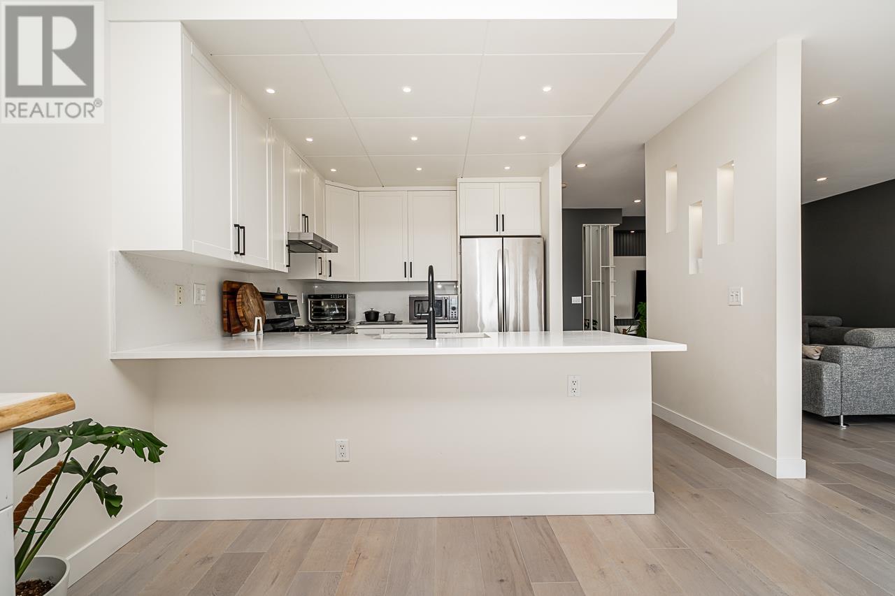 43 2979 Panorama Drive, Coquitlam, British Columbia  V3E 2W8 - Photo 6 - R2938249
