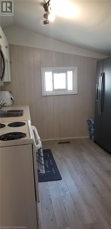 235 Fares Street, Port Colborne, Ontario  L3K 1W6 - Photo 5 - 40671716