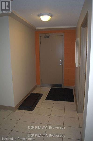 271 Lester Street Unit# 102, Waterloo, Ontario  N2L 3W6 - Photo 8 - 40672882