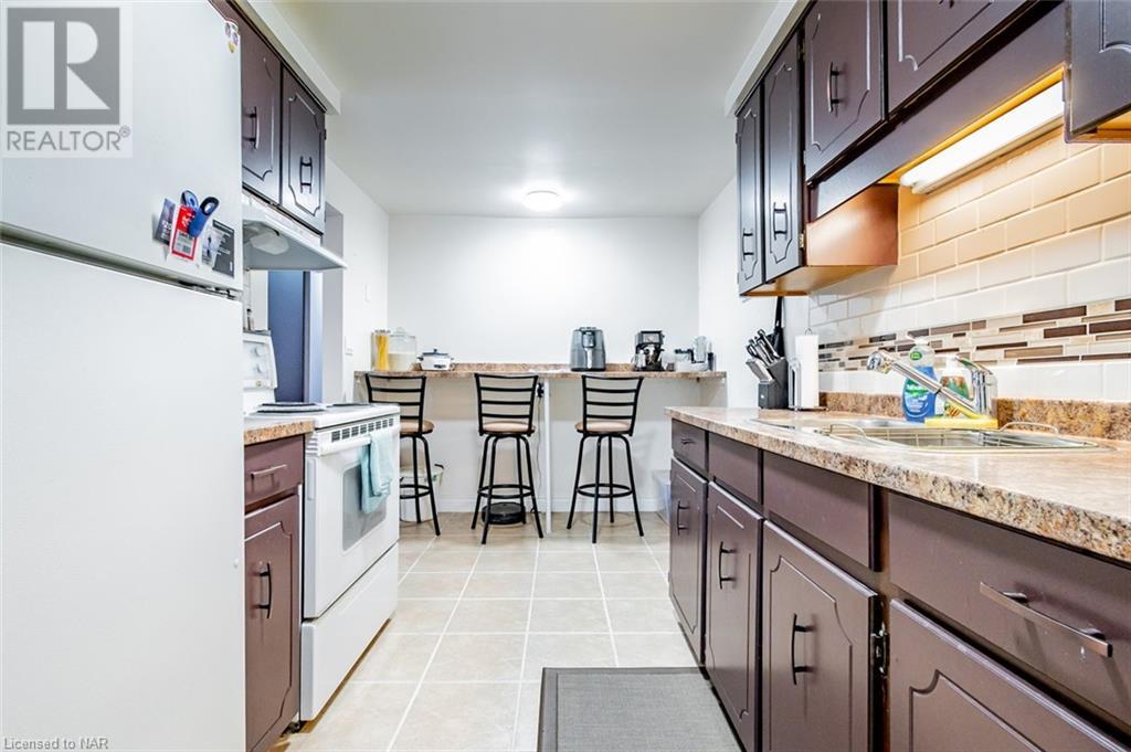 12 Tara Crescent, Thorold, Ontario  L2V 4M1 - Photo 5 - 40651499