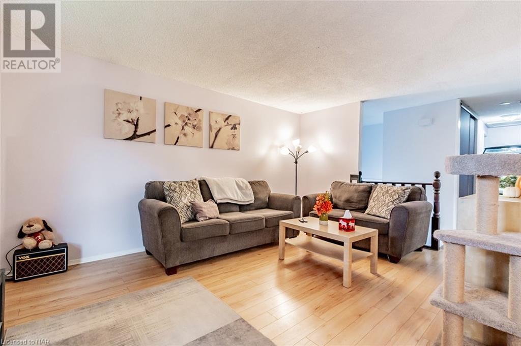 12 Tara Crescent, Thorold, Ontario  L2V 4M1 - Photo 8 - 40651499