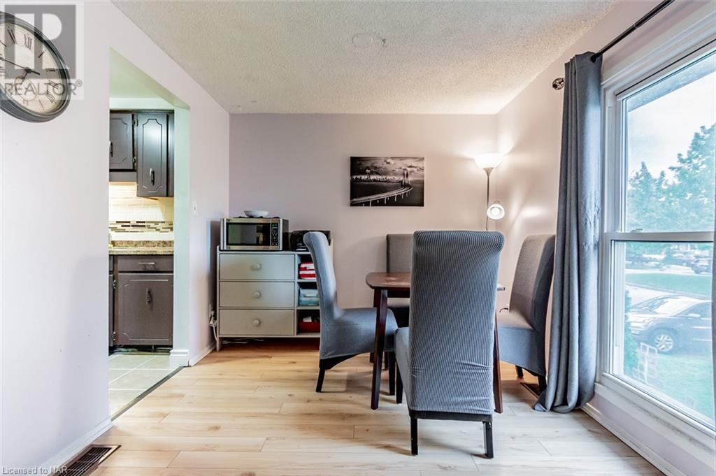 12 Tara Crescent, Thorold, Ontario  L2V 4M1 - Photo 7 - 40651499