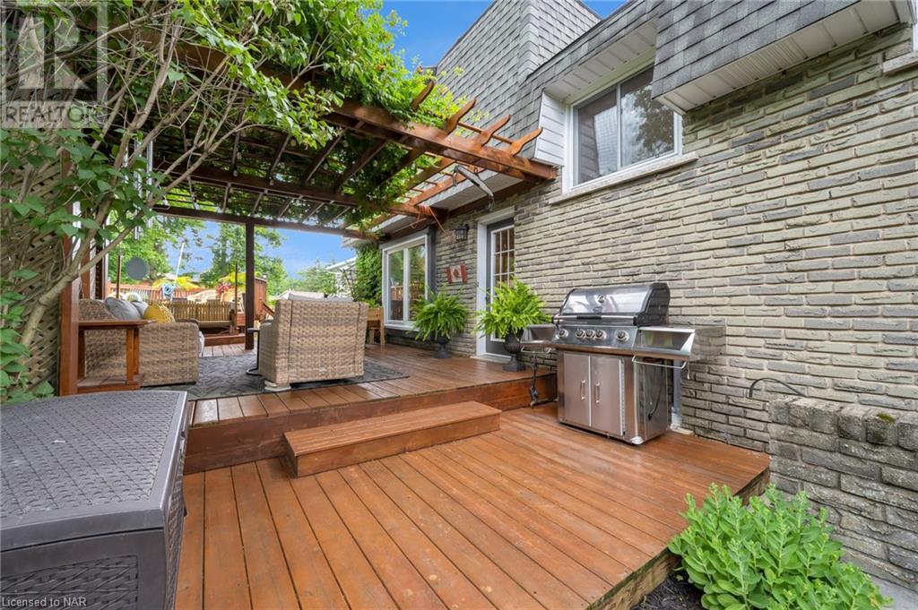 19 Little John Court, Welland, Ontario  L3C 5X3 - Photo 7 - 40672564