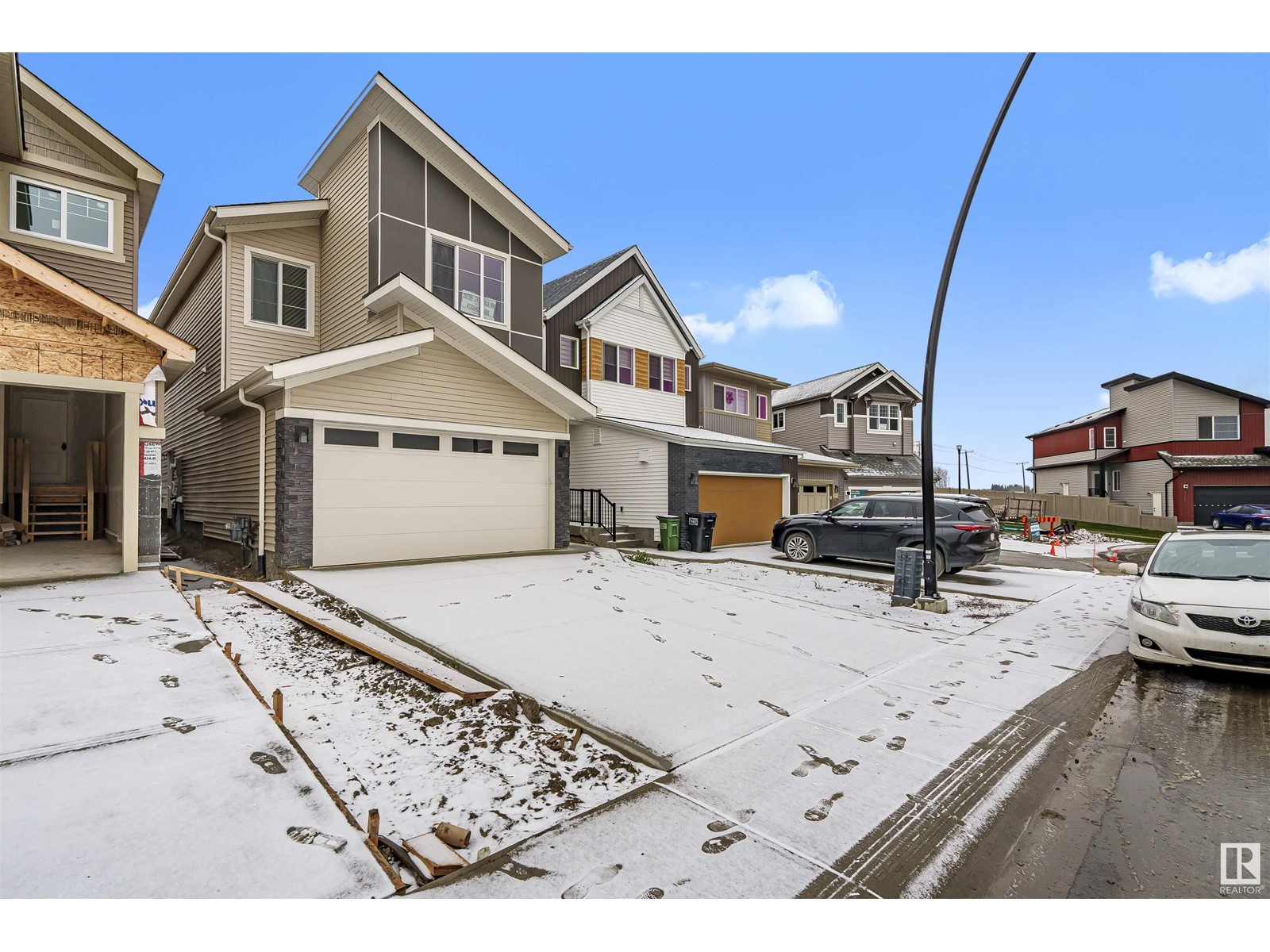 20759 24 Av Nw, Edmonton, Alberta  T6M 2J7 - Photo 4 - E4412595