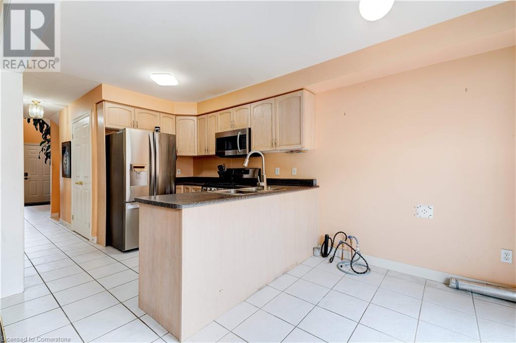 120 Peachwood Crescent, Stoney Creek, Ontario  L8E 5Z8 - Photo 10 - 40672638