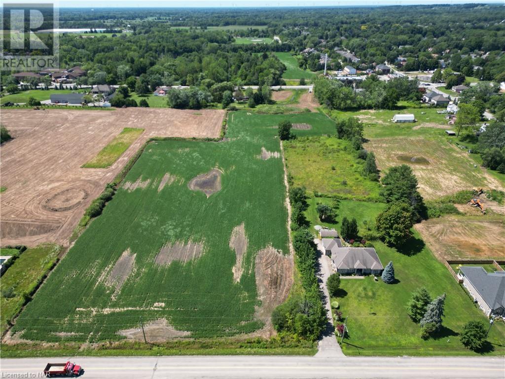 981 Pelham Street, Fonthill, Ontario  L3C 3E2 - Photo 2 - 40671788