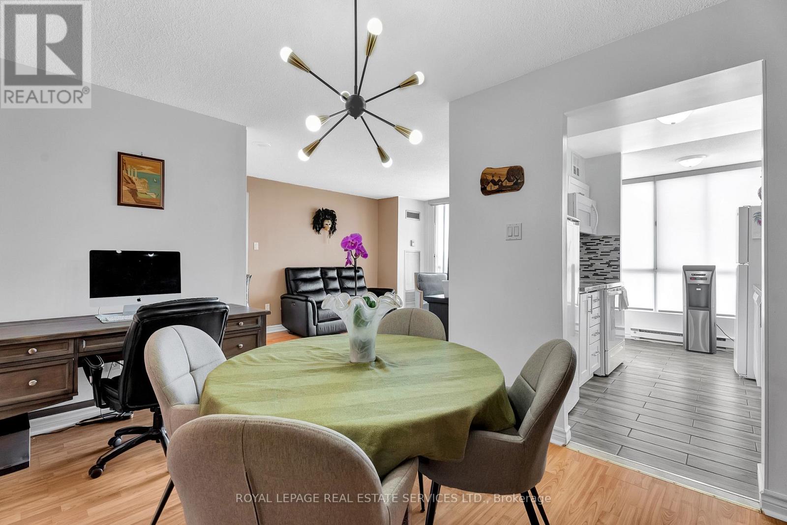 607 - 3077 Weston Road, Toronto, Ontario  M9M 3A1 - Photo 12 - W10405467