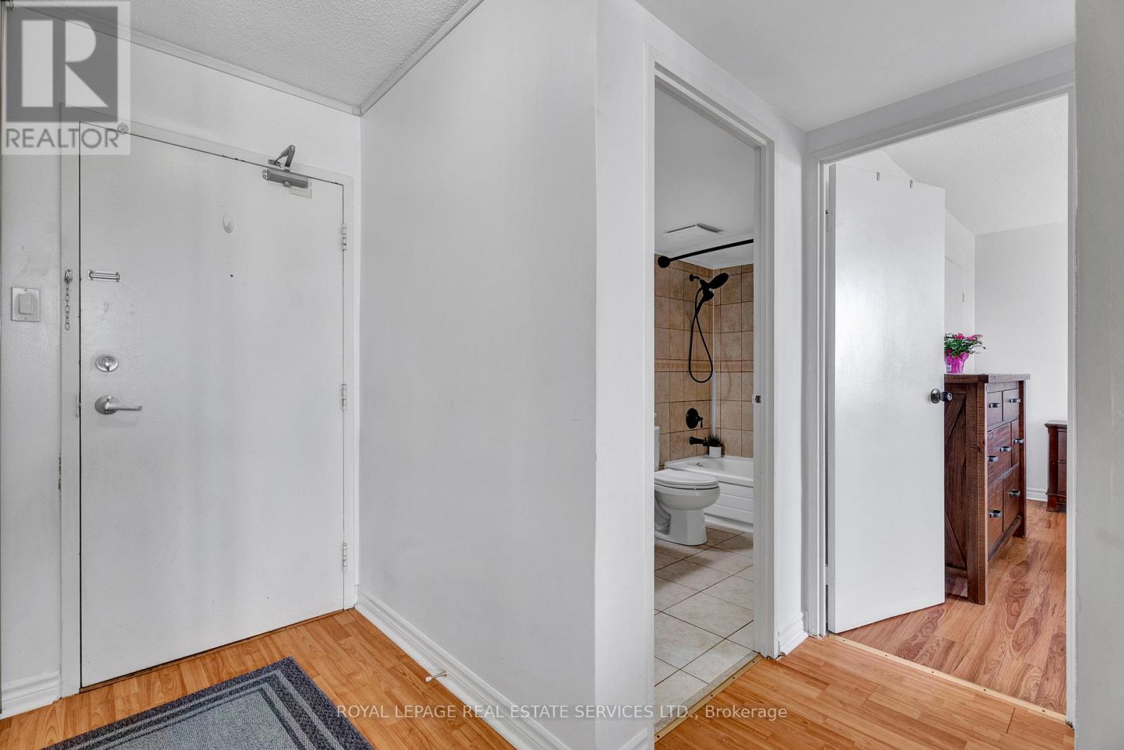 607 - 3077 Weston Road, Toronto, Ontario  M9M 3A1 - Photo 6 - W10405467