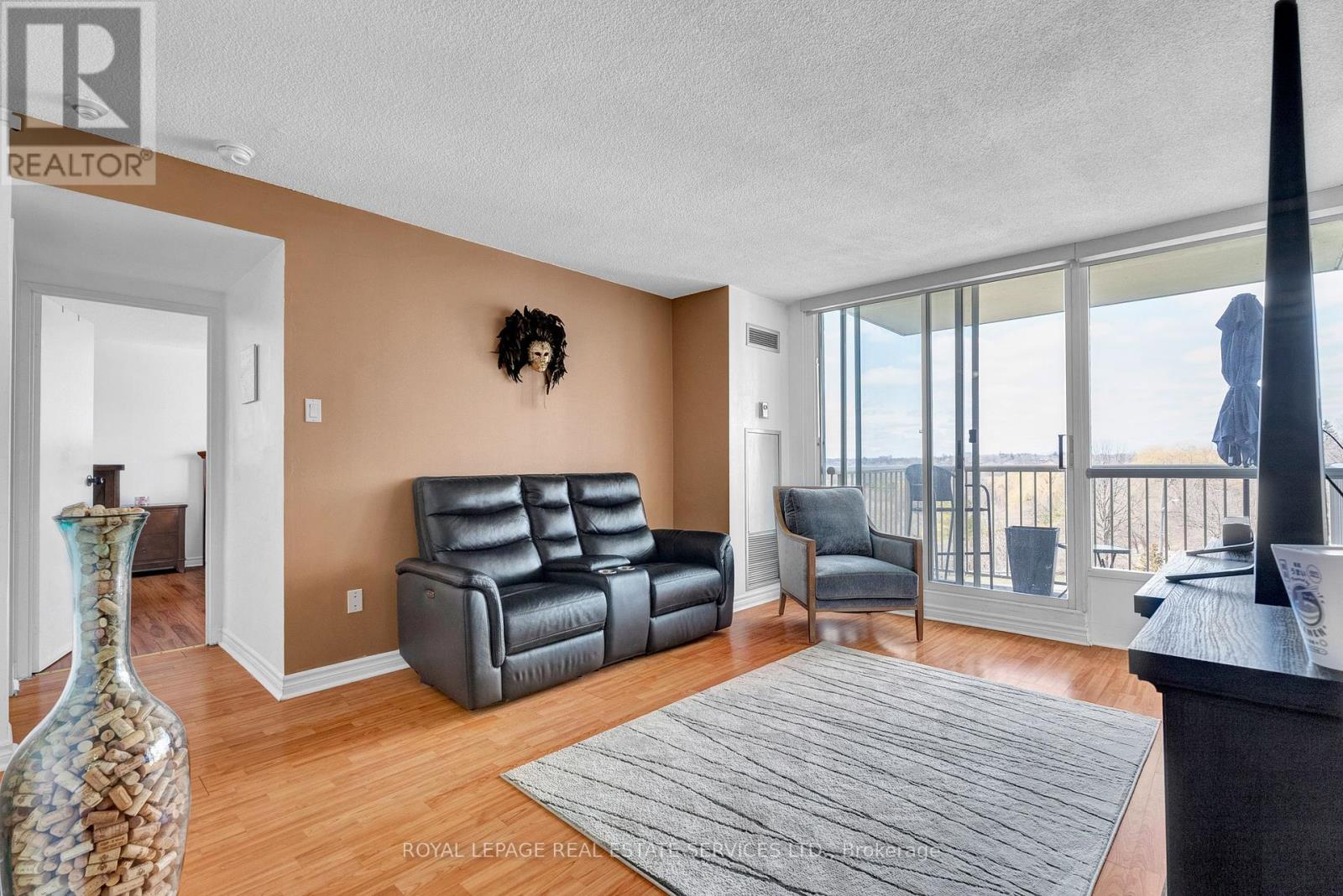 607 - 3077 Weston Road, Toronto, Ontario  M9M 3A1 - Photo 9 - W10405467