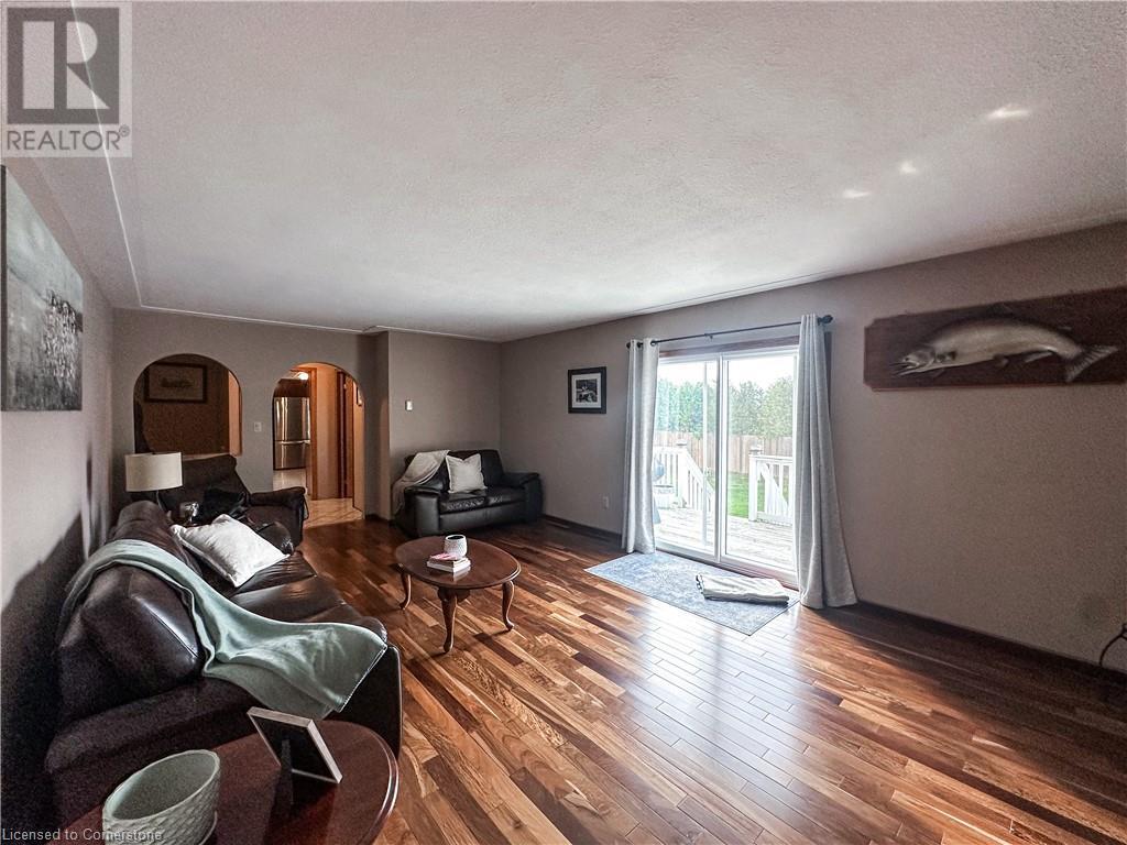 2320 Hendershot Road, Binbrook, Ontario  L0R 1C0 - Photo 12 - 40671870