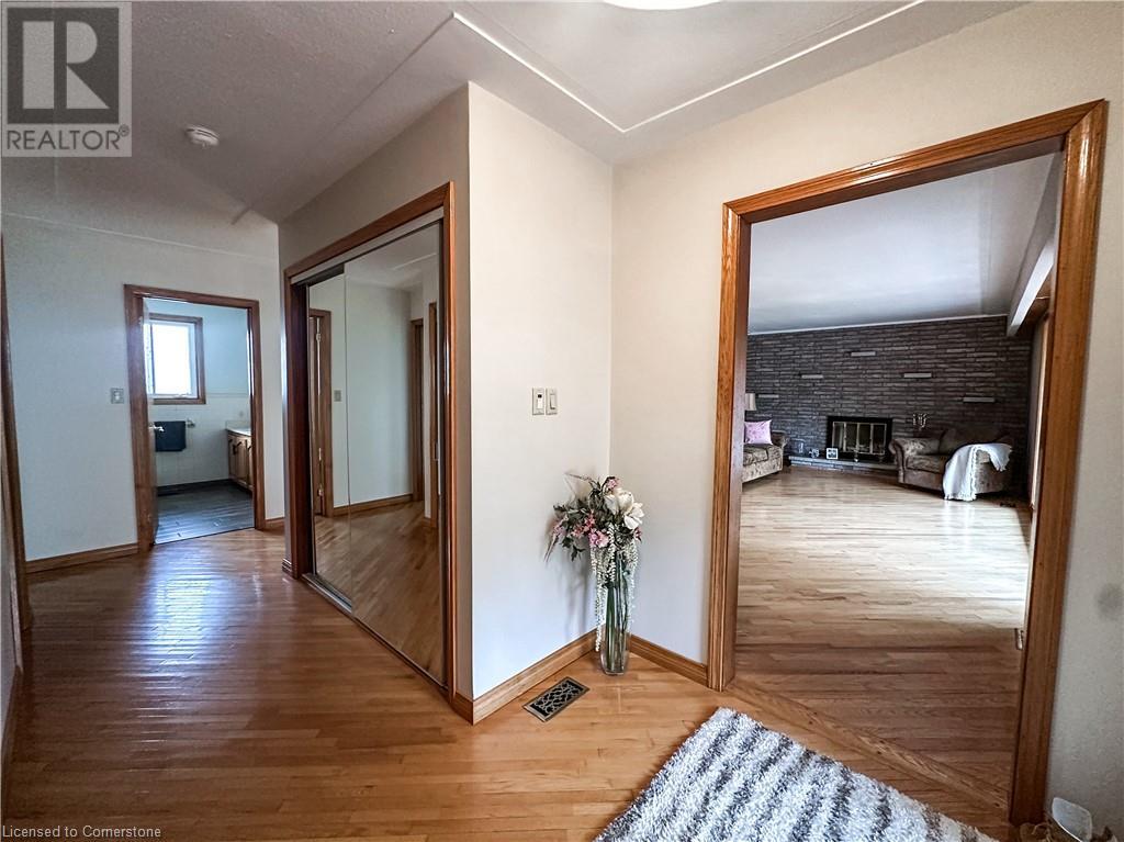 2320 Hendershot Road, Binbrook, Ontario  L0R 1C0 - Photo 18 - 40671870