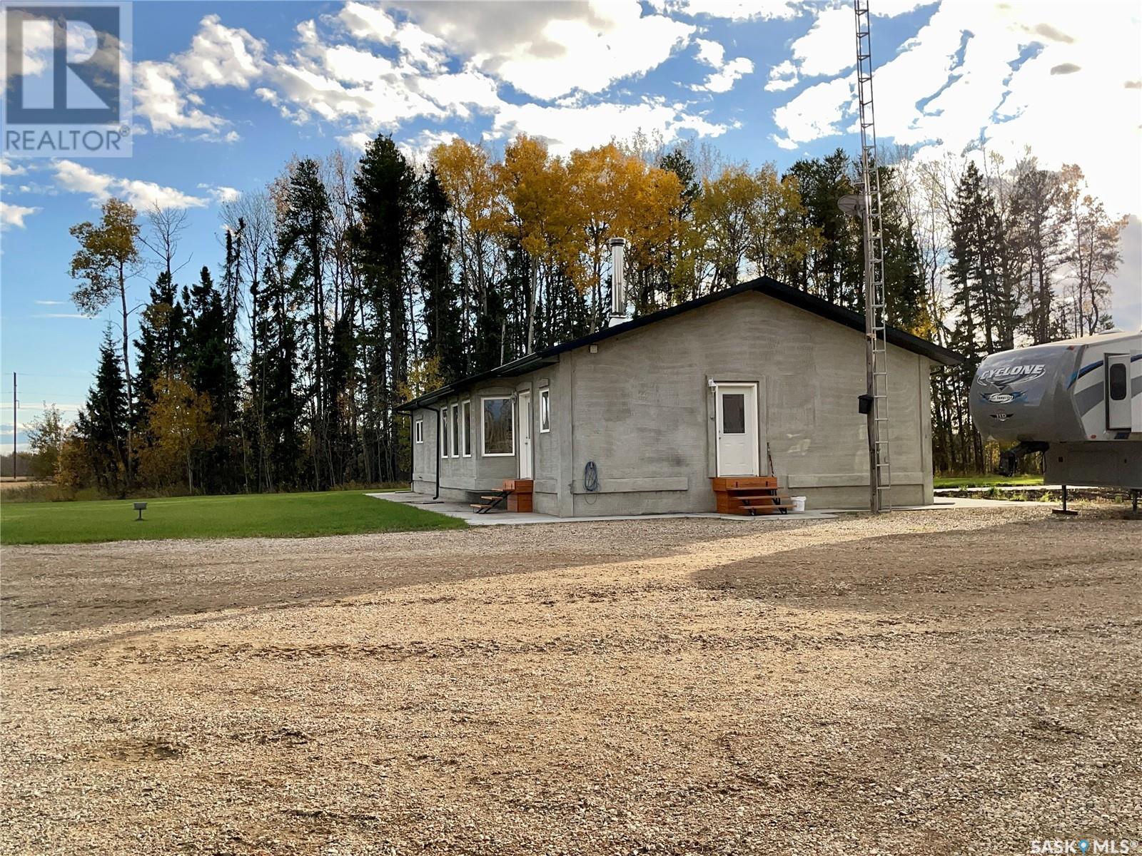 Morton Acreage, Hudson Bay Rm No. 394, Saskatchewan  S0E 0Y0 - Photo 5 - SK987403