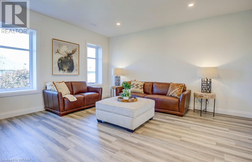 361 Quarter Town Line Unit# 1108, Tillsonburg, Ontario  N4G 5T9 - Photo 4 - 40652495